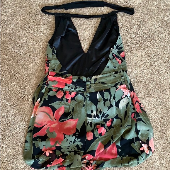 Bebe Floral Romper. - Picture 2 of 2